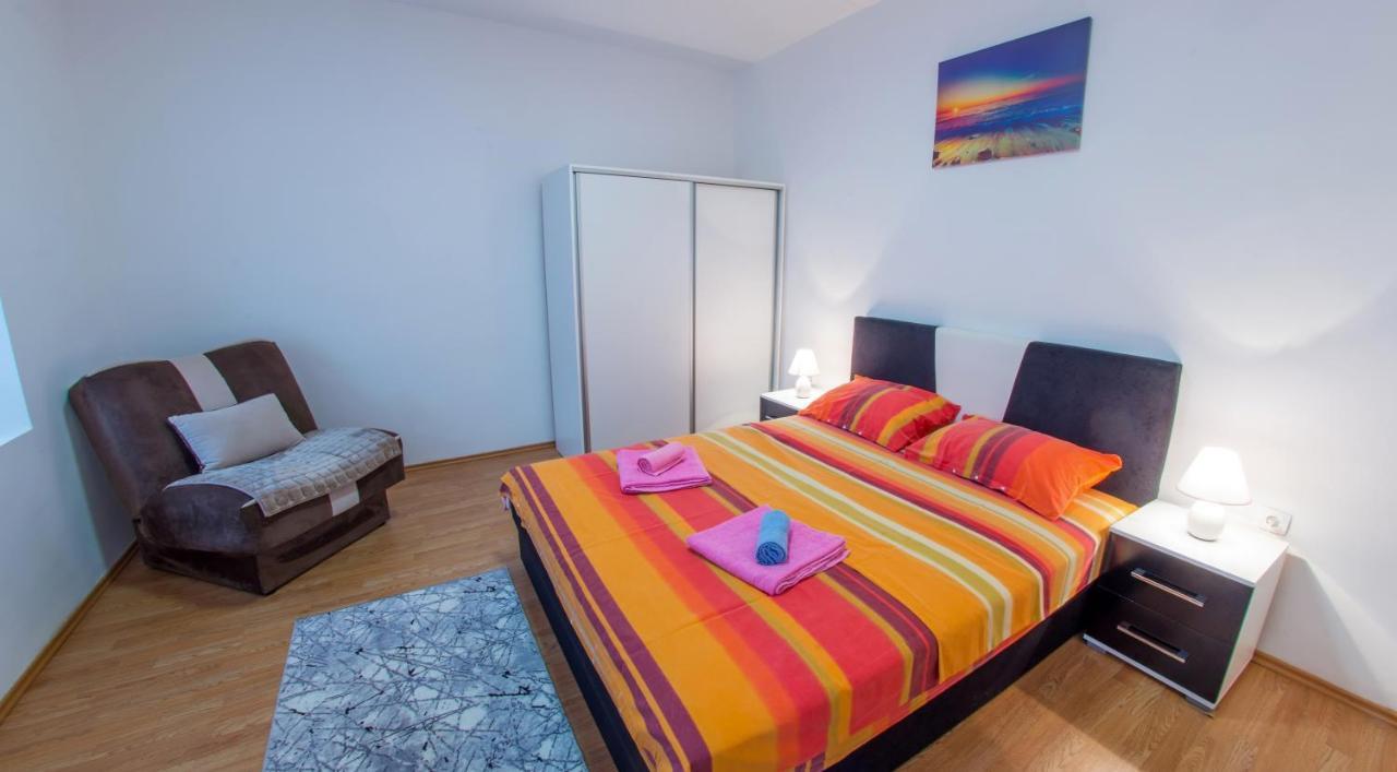 Cozy Corner Near Old Town Apartment Mostar Bagian luar foto